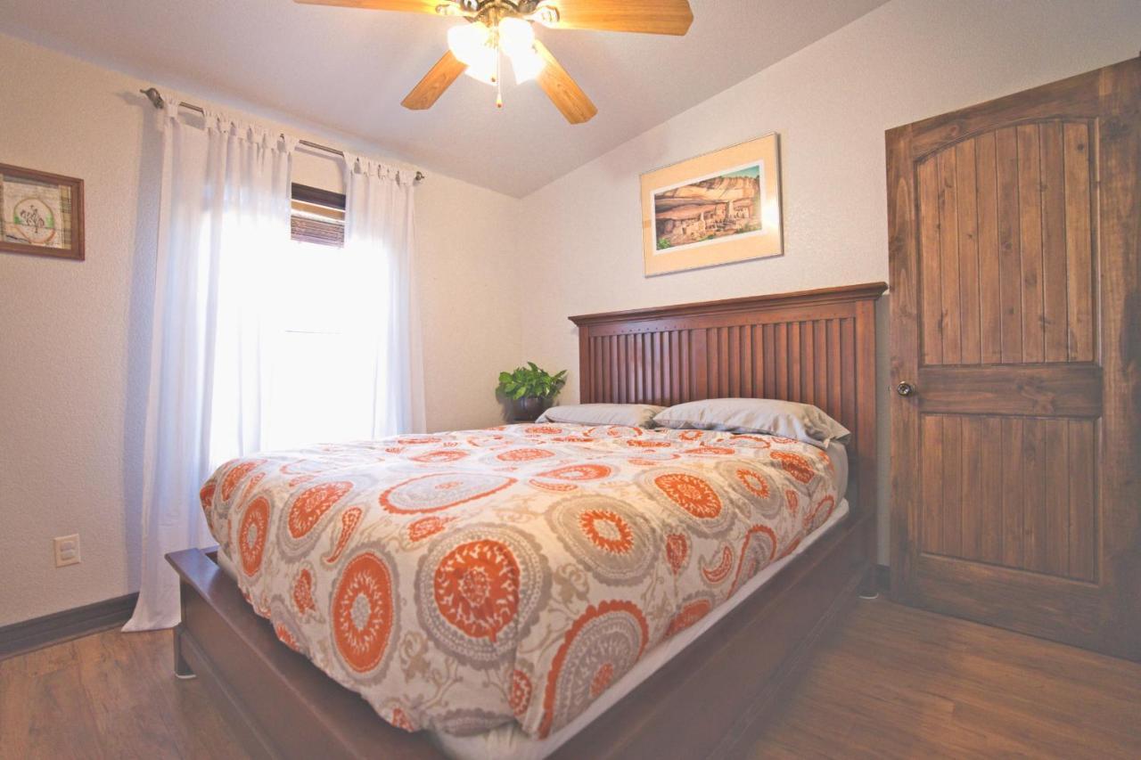Sunny Southwest Cottage Mancos Exterior photo